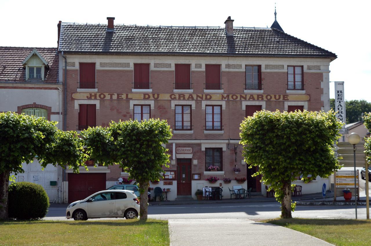 Hotel Du Grand Monarque Varennes-en-Argonne Exterior foto